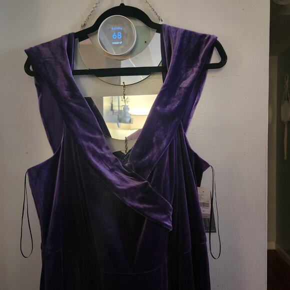 Purple Velvet Dress - Picture 2 of 6